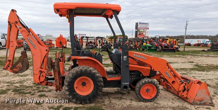 image for item LF9765 2007 Kubota B26  backhoe