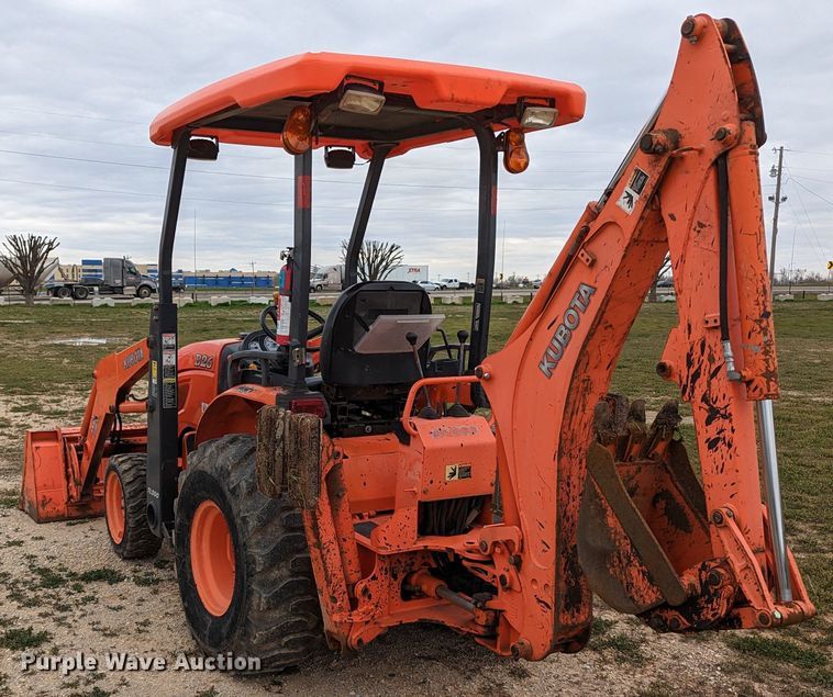 image for item LF9765 2007 Kubota B26  backhoe
