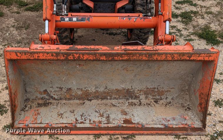 image for item LF9765 2007 Kubota B26  backhoe