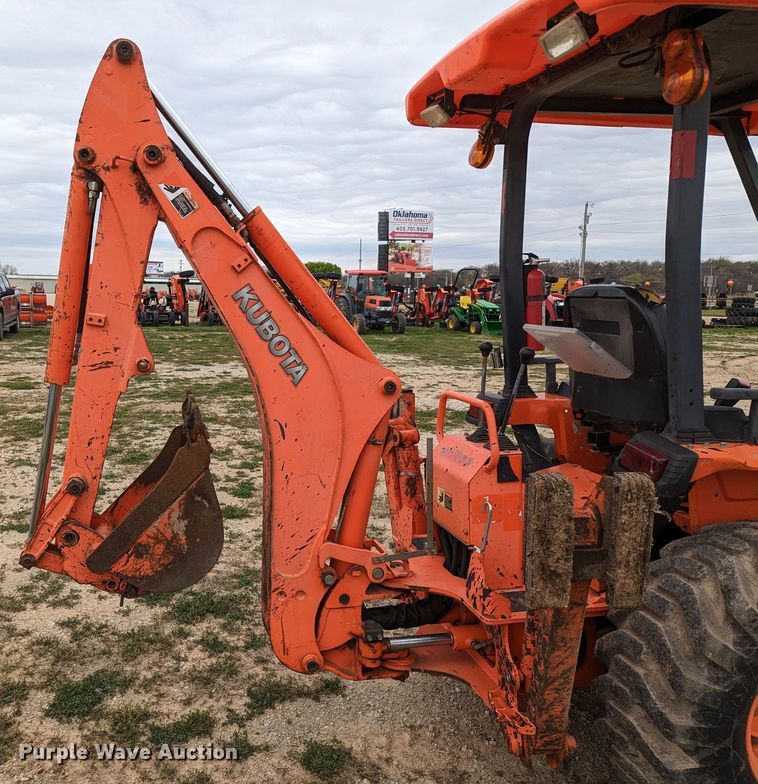 image for item LF9765 2007 Kubota B26  backhoe