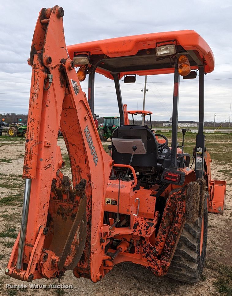 image for item LF9765 2007 Kubota B26  backhoe