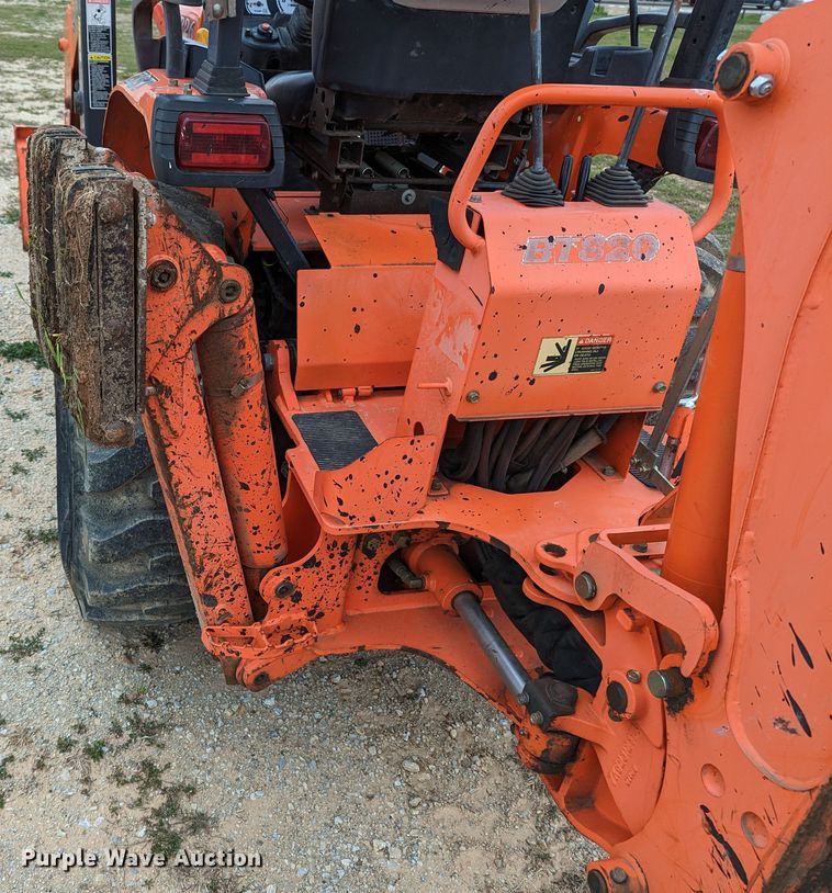 image for item LF9765 2007 Kubota B26  backhoe