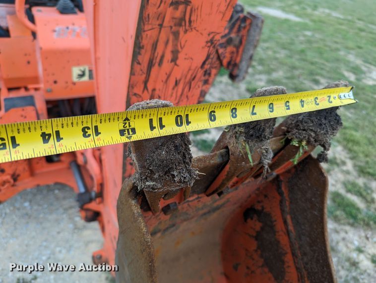 image for item LF9765 2007 Kubota B26  backhoe