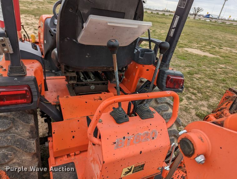 image for item LF9765 2007 Kubota B26  backhoe