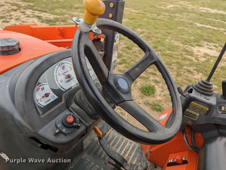 image for item LF9765 2007 Kubota B26  backhoe