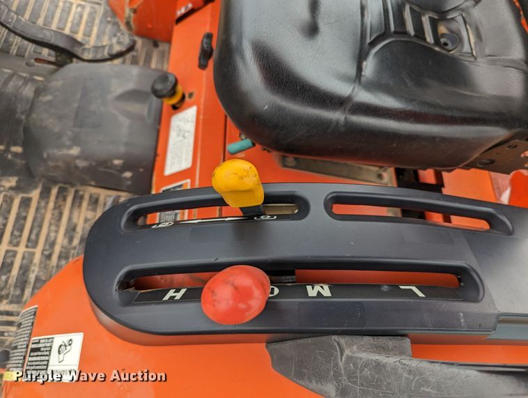 image for item LF9765 2007 Kubota B26  backhoe