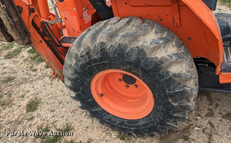 image for item LF9765 2007 Kubota B26  backhoe