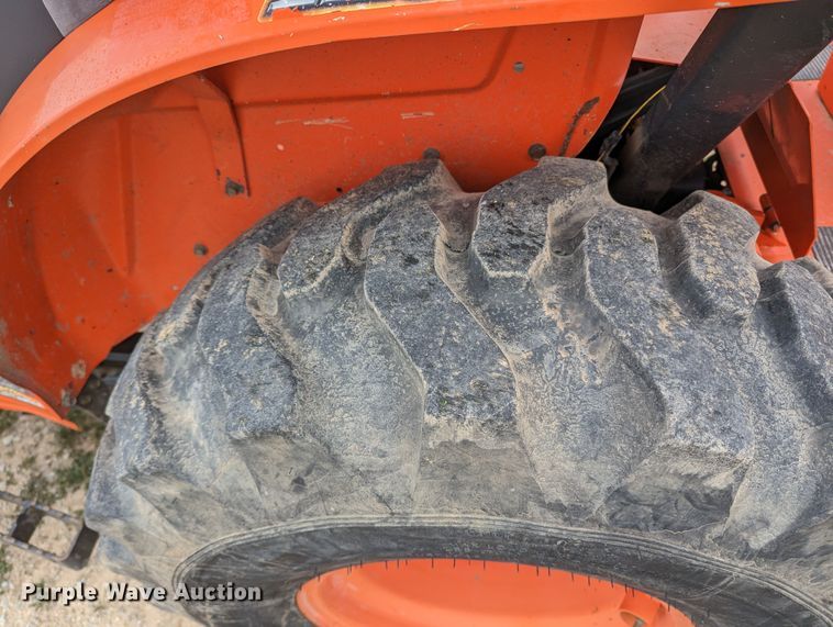 image for item LF9765 2007 Kubota B26  backhoe