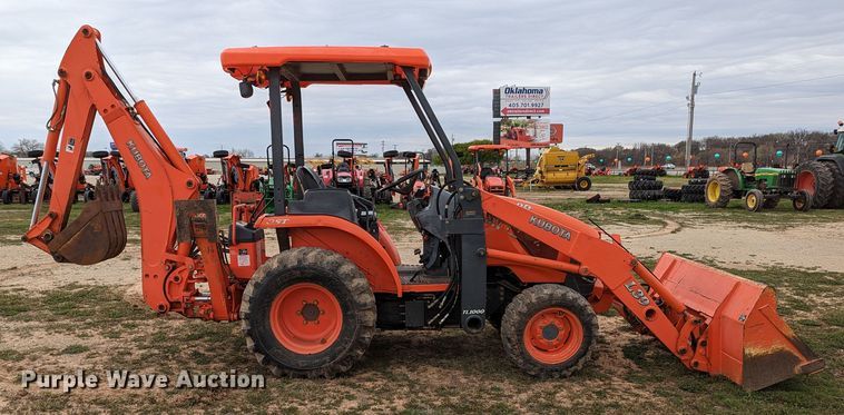 image for item LF9766 2005 Kubota L39TLB  backhoe