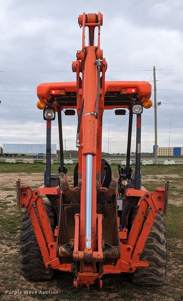 image for item LF9766 2005 Kubota L39TLB  backhoe