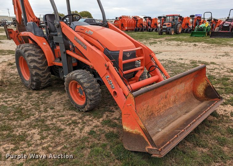 image for item LF9766 2005 Kubota L39TLB  backhoe