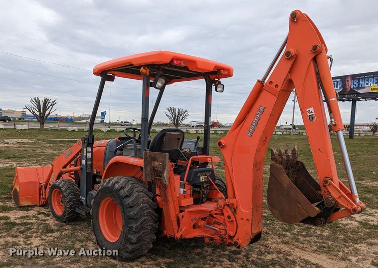 image for item LF9766 2005 Kubota L39TLB  backhoe