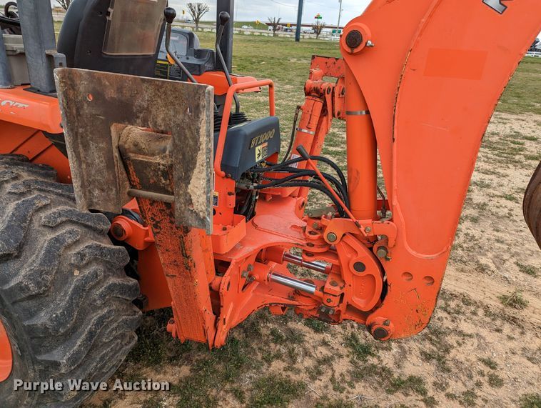 image for item LF9766 2005 Kubota L39TLB  backhoe