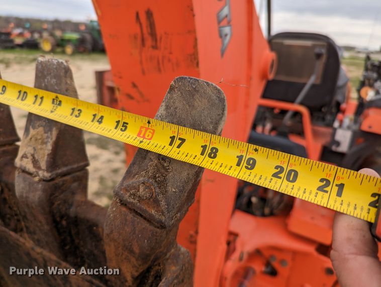 image for item LF9766 2005 Kubota L39TLB  backhoe