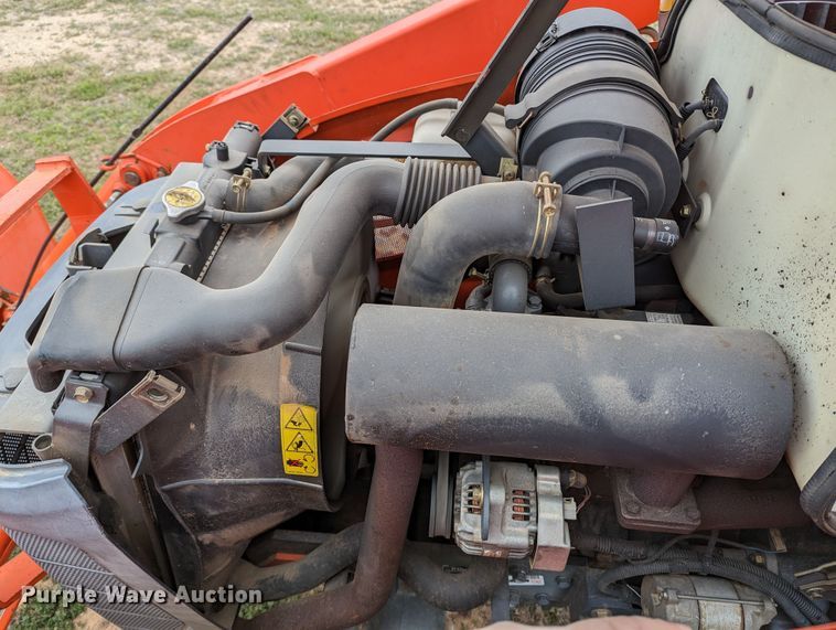 image for item LF9766 2005 Kubota L39TLB  backhoe