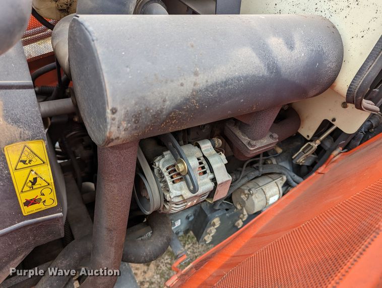 image for item LF9766 2005 Kubota L39TLB  backhoe