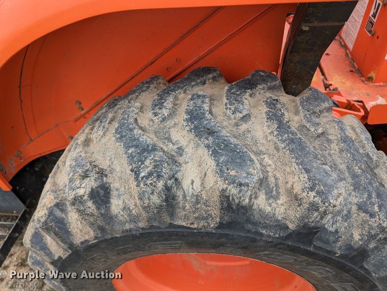 image for item LF9766 2005 Kubota L39TLB  backhoe