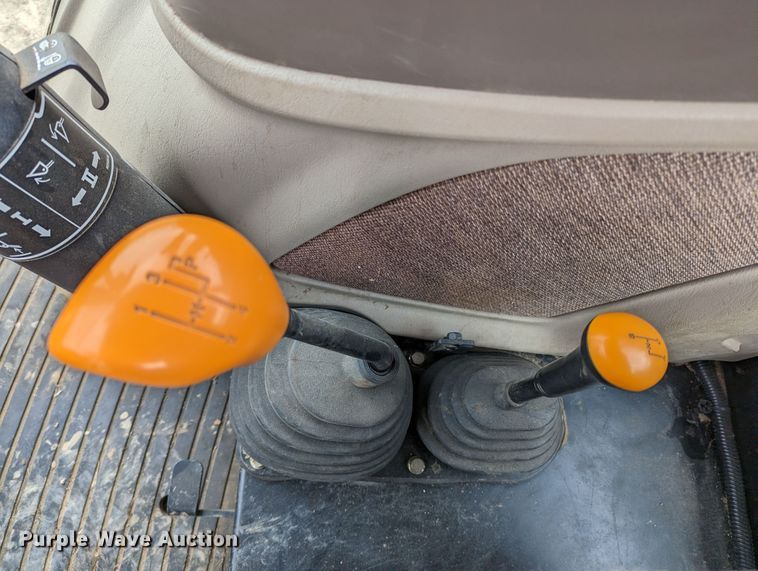 image for item LF9767 2012 John Deere 5083E  MFWD tractor