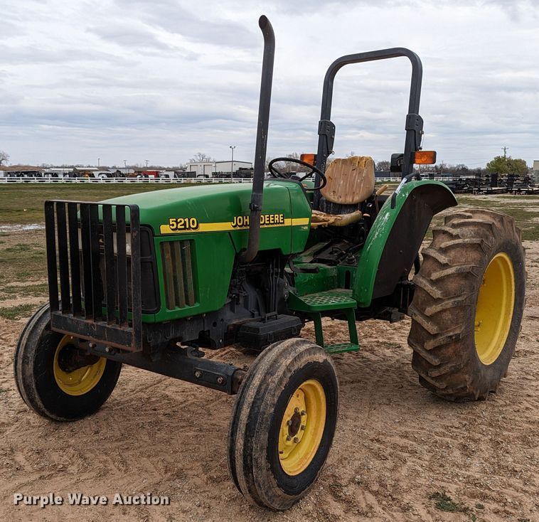 image for item LF9768 2001 John Deere 5210  tractor