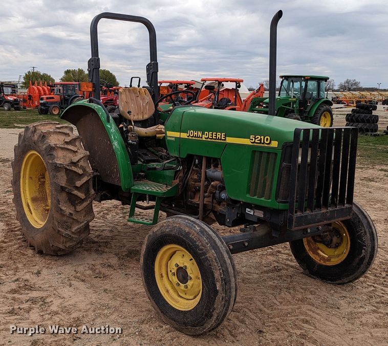 image for item LF9768 2001 John Deere 5210  tractor