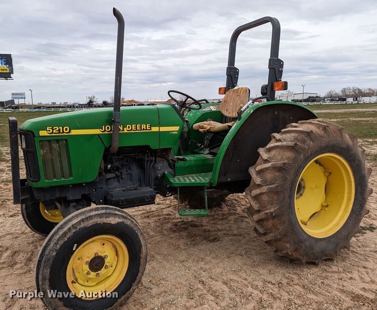 image for item LF9768 2001 John Deere 5210  tractor