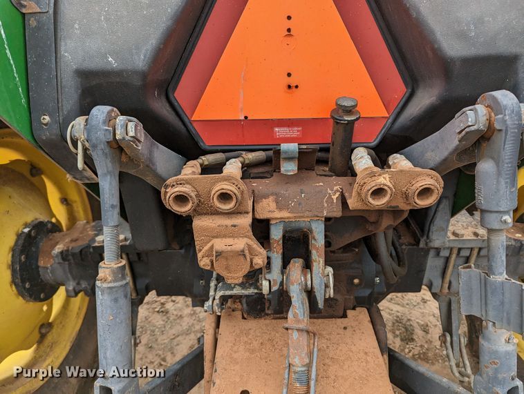 image for item LF9768 2001 John Deere 5210  tractor