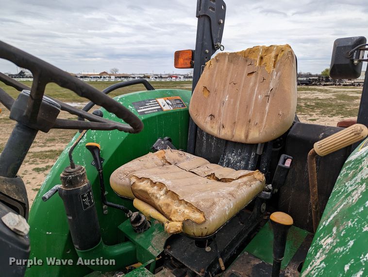 image for item LF9768 2001 John Deere 5210  tractor