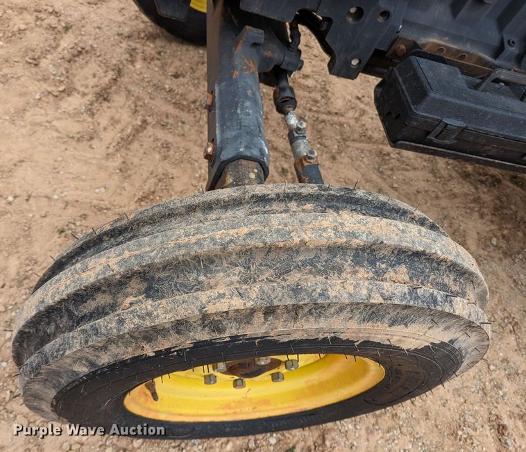 image for item LF9768 2001 John Deere 5210  tractor