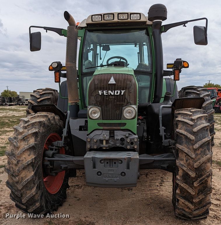 image for item LF9769 2010 Fendt 818  MFWD tractor