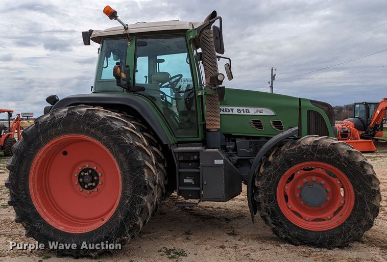 image for item LF9769 2010 Fendt 818  MFWD tractor