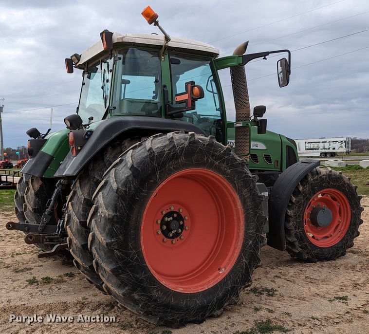 image for item LF9769 2010 Fendt 818  MFWD tractor