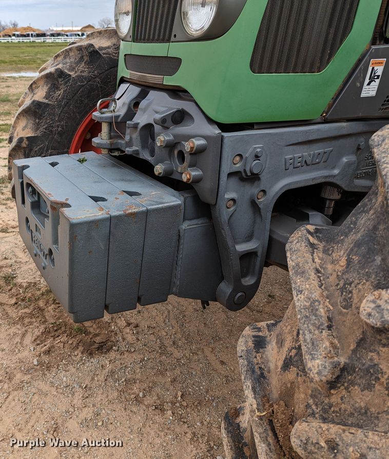 image for item LF9769 2010 Fendt 818  MFWD tractor