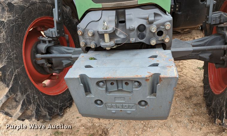 image for item LF9769 2010 Fendt 818  MFWD tractor