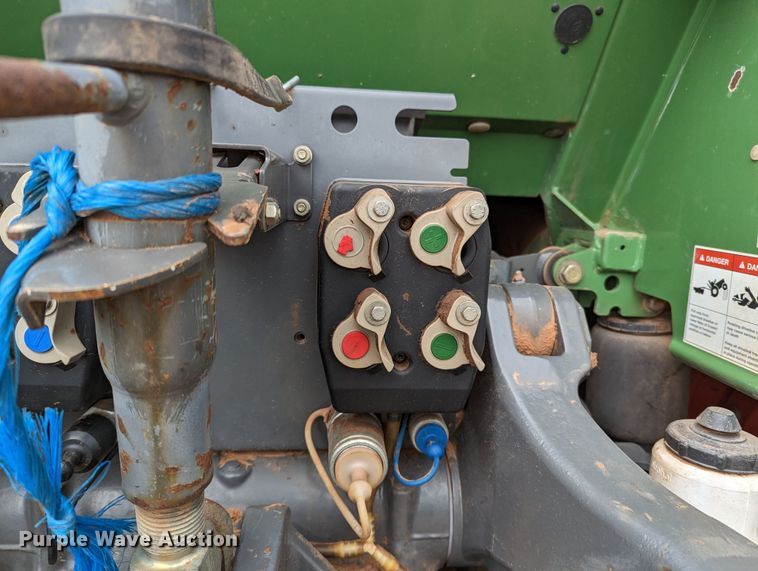 image for item LF9769 2010 Fendt 818  MFWD tractor