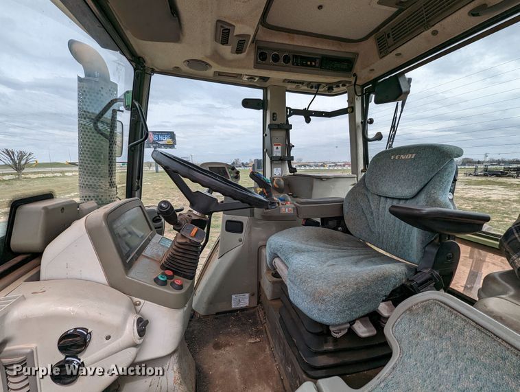 image for item LF9769 2010 Fendt 818  MFWD tractor