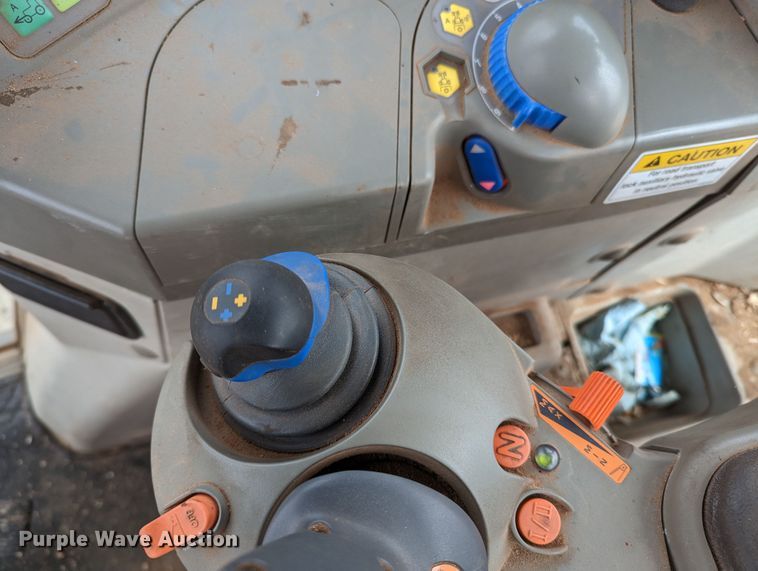 image for item LF9769 2010 Fendt 818  MFWD tractor