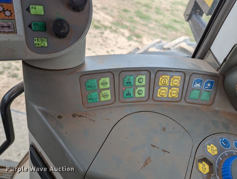 image for item LF9769 2010 Fendt 818  MFWD tractor