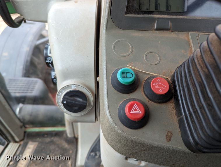 image for item LF9769 2010 Fendt 818  MFWD tractor