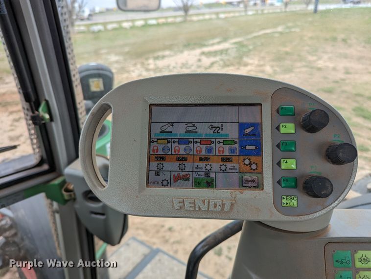 image for item LF9769 2010 Fendt 818  MFWD tractor