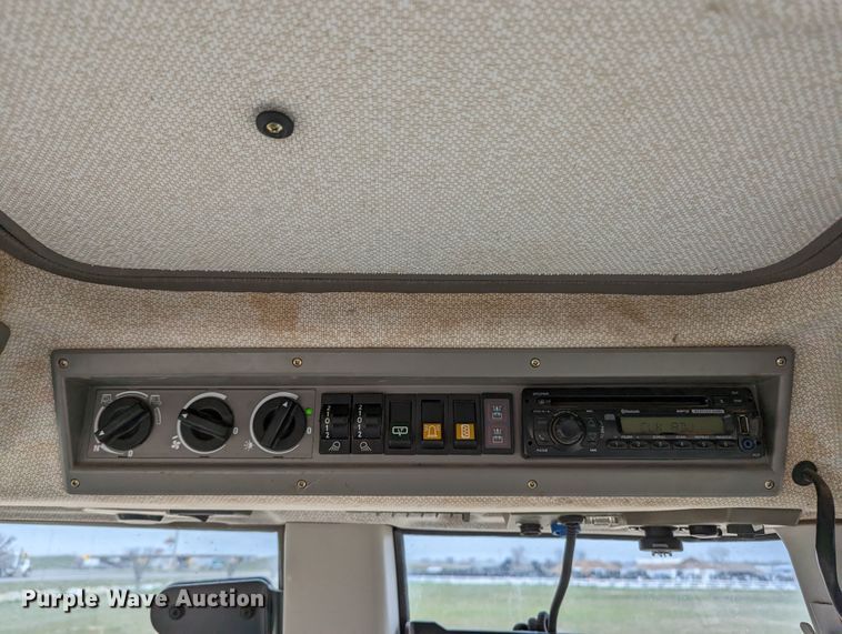 image for item LF9769 2010 Fendt 818  MFWD tractor