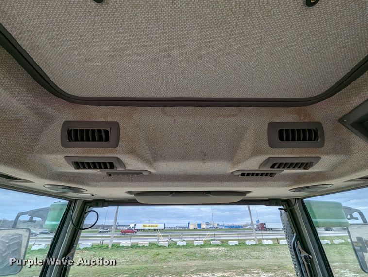 image for item LF9769 2010 Fendt 818  MFWD tractor