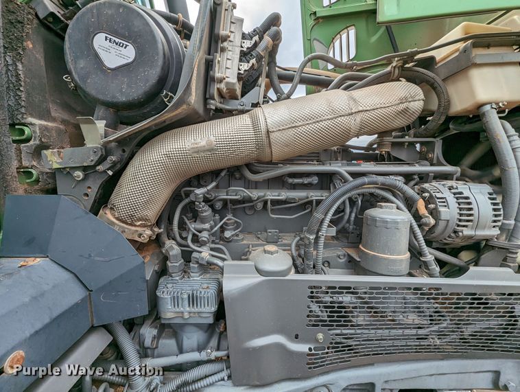 image for item LF9769 2010 Fendt 818  MFWD tractor