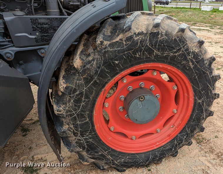 image for item LF9769 2010 Fendt 818  MFWD tractor