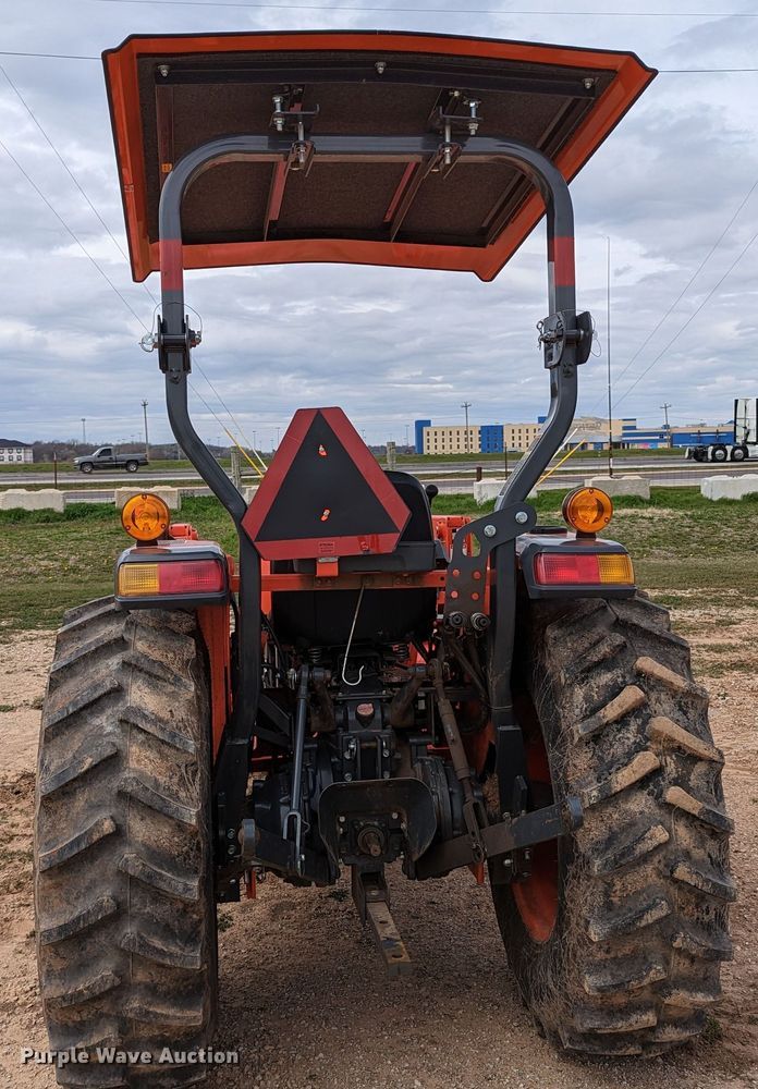 image for item LF9770 2018 Kubota L4701D  MFWD tractor
