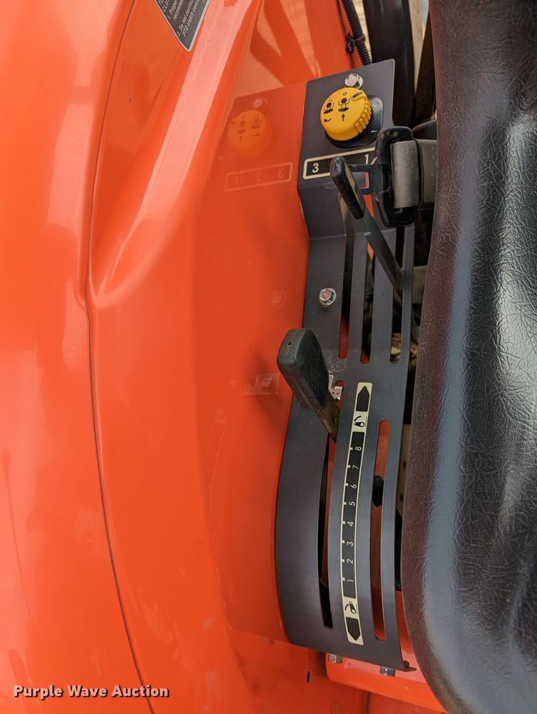 image for item LF9770 2018 Kubota L4701D  MFWD tractor