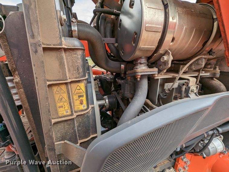 image for item LF9770 2018 Kubota L4701D  MFWD tractor