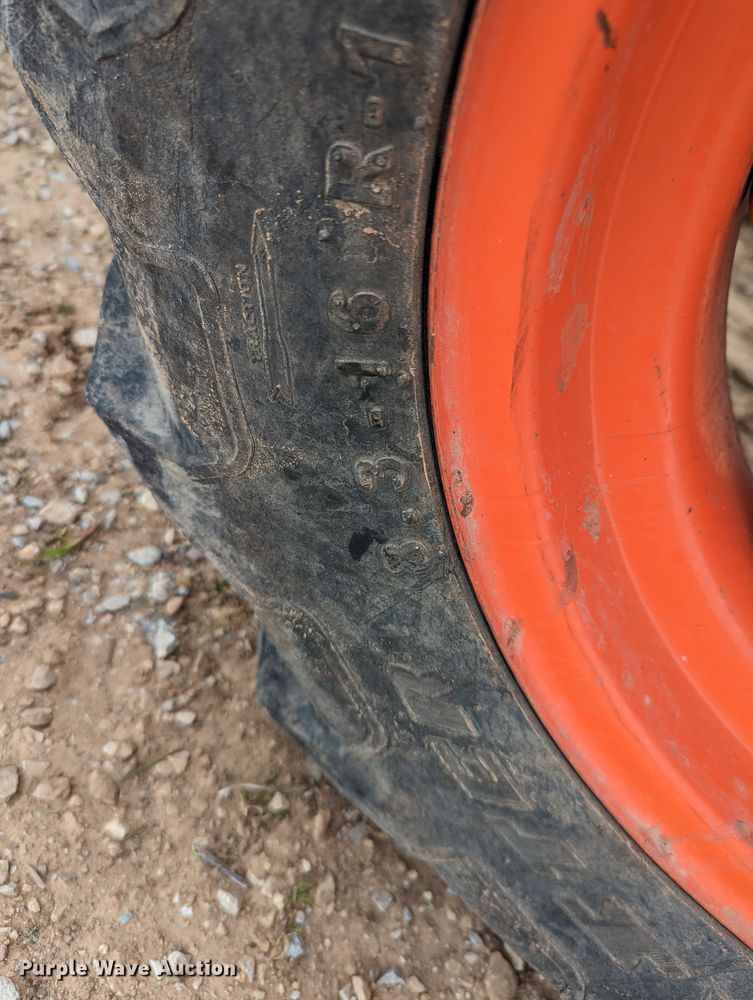 image for item LF9770 2018 Kubota L4701D  MFWD tractor