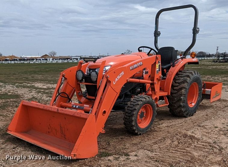 image for item LF9771 2019 Kubota L3301D  tractor