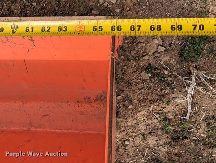 image for item LF9771 2019 Kubota L3301D  tractor