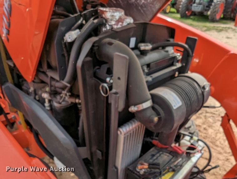 image for item LF9771 2019 Kubota L3301D  tractor